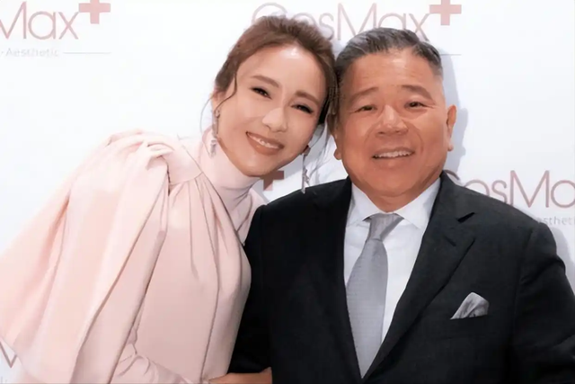 被老头“糟蹋”的3位女星，个个美艳动人，却鲜花插在牛粪上！