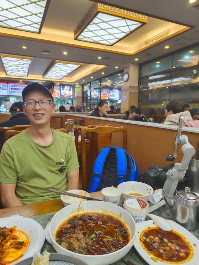 在祖国的心脏里穿越,带给我无限的惊喜与回忆