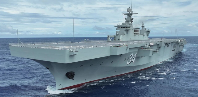 不只辽宁舰编队，美媒终于发现了：中国海军还有6个编队在行动