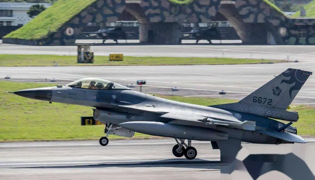 日本捅破窗户纸	，又有两国叫嚣武力干涉台海，中方警告不惜一战