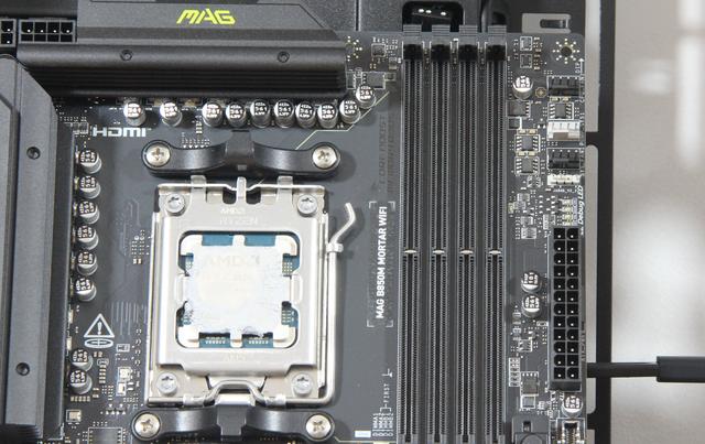 万元预算游戏主机配置：锐龙7-9700X+RTX5070Ti的完美组合