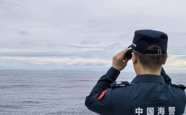 黄岩岛凌晨传来捷报，中方不再被动，主动出击成功完成清场驱离，菲律宾最终败退