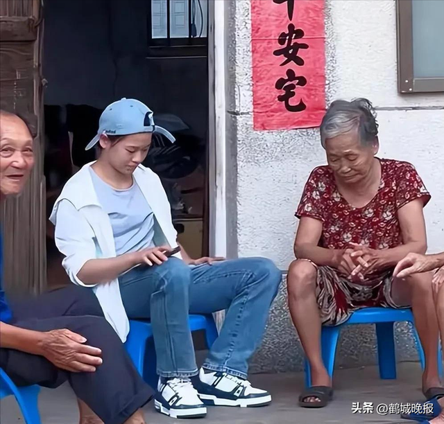 全红婵捐款 4 万后遭恶评围剿，豪宅风波还没停	，18 岁她扛太多了！