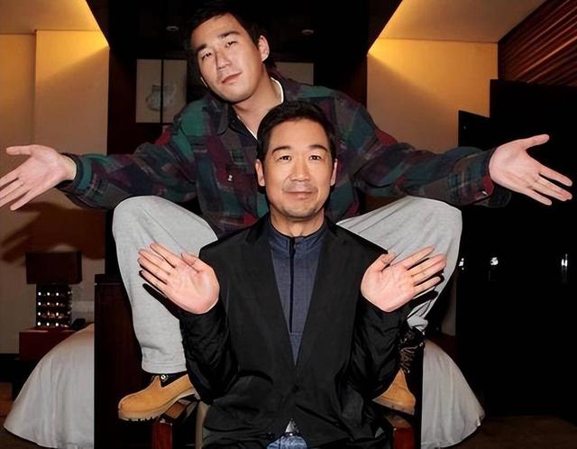 不到24小时，央媒四次点名张国立，王刚的话终于有人信了