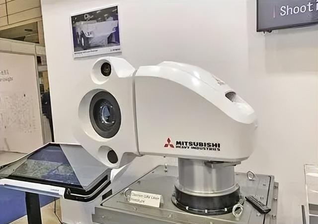 中美日激光武器距离对比：美国5000米，日本1200米，中国令人惊喜