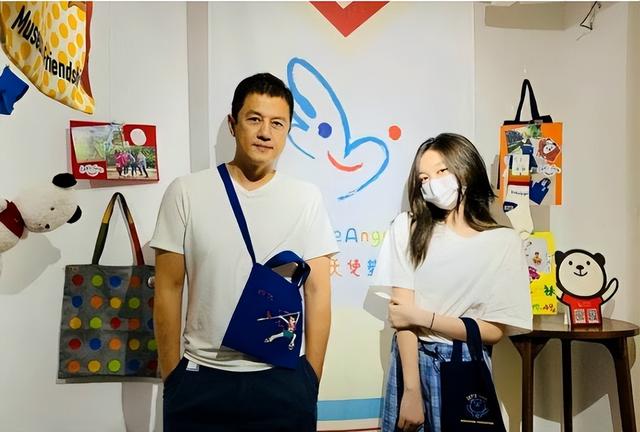 3天曝4个大瓜！李连杰开刀、性侵被公开、故意辱华，个个离谱