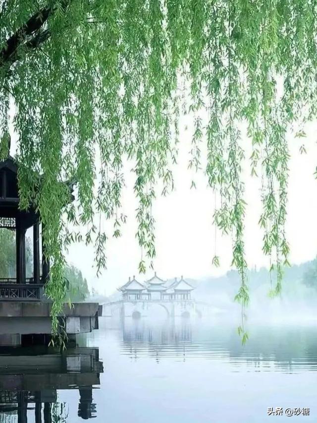 中老年人必看！6大低花费轻松游小城攻略，医生推荐的健康慢旅行