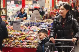 迎新春买买买！乌鲁木齐13家大型商超自然闭店图片