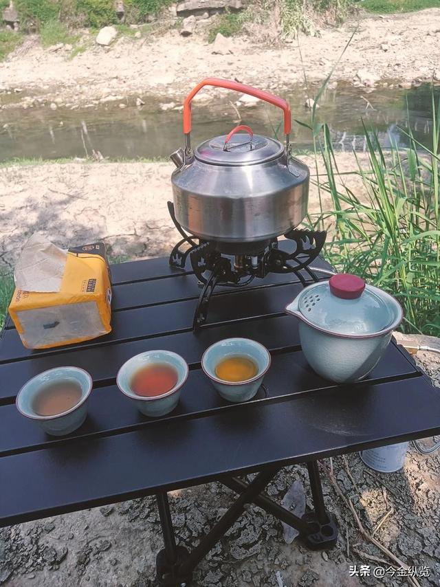 别再抱怨生活平淡！你家那点柴米油盐	，藏着千万流量的"情绪炸弹"