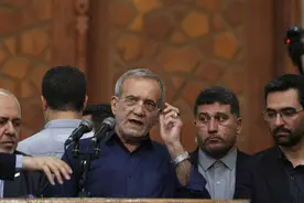 哈梅内伊不惜一战，伊朗亲美派隔空喊话，给特朗普支了一招图片