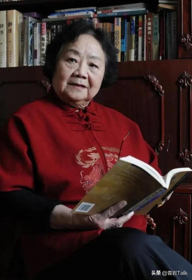 4.5万点赞的清明文，王玉珍写尽同学往事，普通人的故事最动人