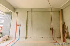 水电改完，墙上开的槽子用石膏封好还是水泥封好？多亏师傅告知图片