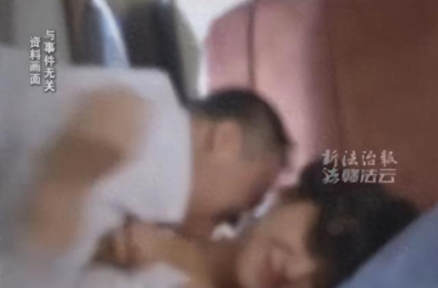 婚内强奸案新进展：一审结束，女方要30万赔偿，男方母亲下跪求情
