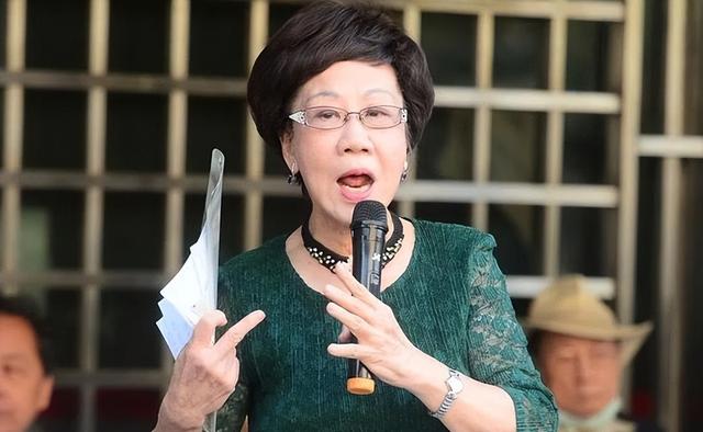 大陆通报2件事，统一倒计时启动？吕秀莲带头改口	，痛骂“台独”