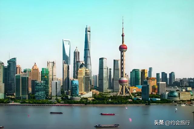 凭啥东方明珠一个老破塔能评5A？广州塔却“哭晕”在600米高空
