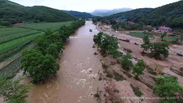 暴雨两小时，露营选错1米就是生死线