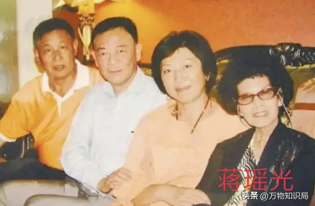蒋介石唯一女儿有多美？先后嫁给他的“死敌”，晚年继承天价遗产