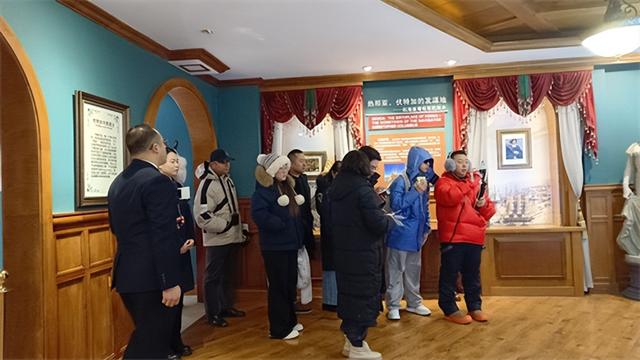 记黑龙江省导游协会志愿者伏尔加庄园开启52小时公益直播