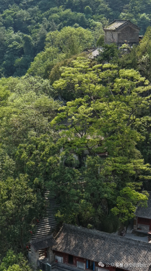 探秘汉中哑姑山宝峰寺！千年古刹的神秘与壮美！