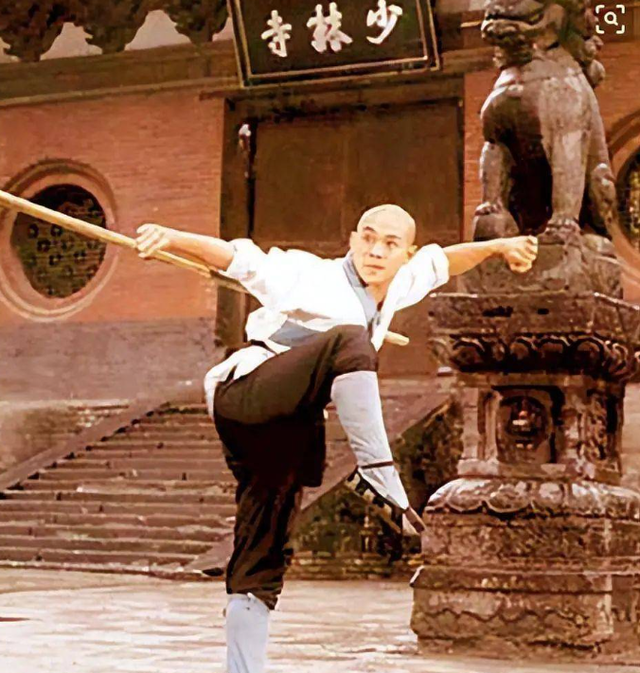 释永信在少林寺有多爽，让人根本想象不到，难怪佛协会批了又批