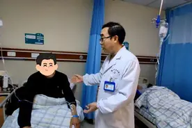 男子双肾结石且右肾萎缩，雅安仁康医院微创手术成功保左肾图片