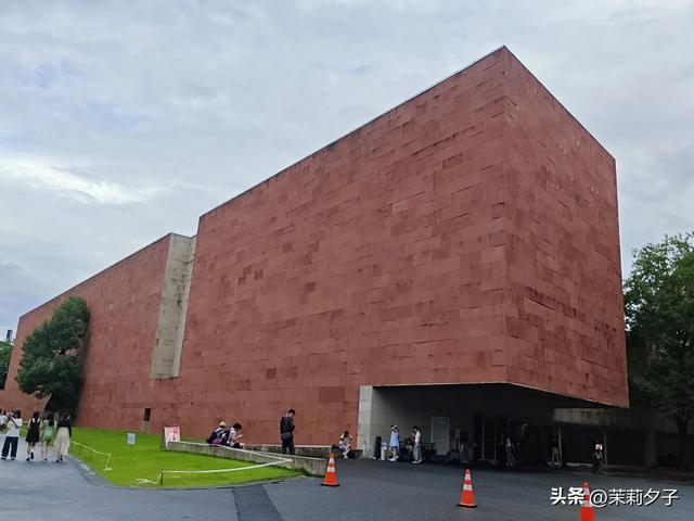 杭州旅游攻略看展逛博物馆老街菜市场换个城市走走停停文艺风