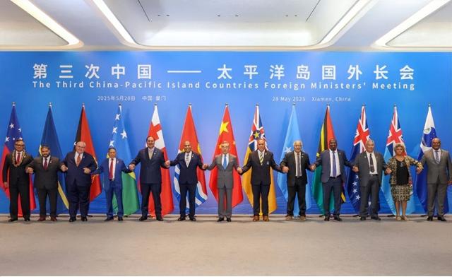 抱紧美日大腿，停飞中国航班、拒绝中国游客的小国，现状如何？