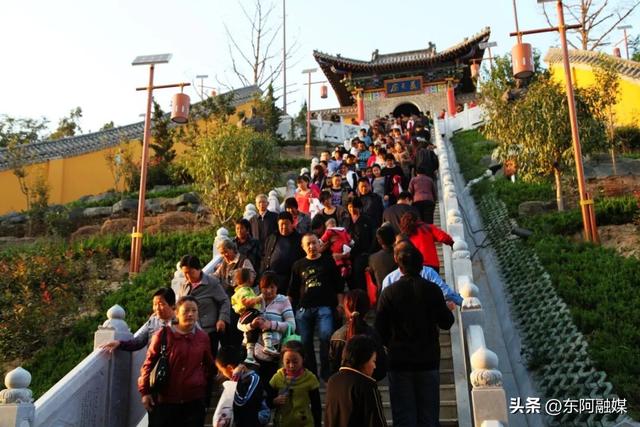 看激情鲁超 赶黄河大集 品丰收美味 赏东阿美景