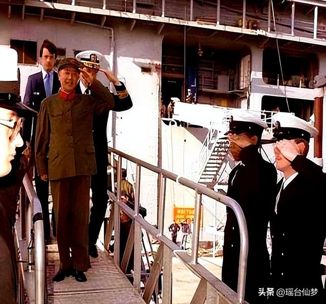 首次访华就给下马威？中国当场撤走仪仗队：摆正态度。想好了再来