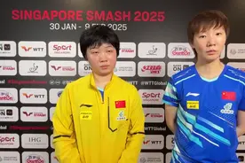 夺冠后，主持人让王曼昱蒯曼互夸，蒯曼不忘一口一个曼昱姐的叫着图片