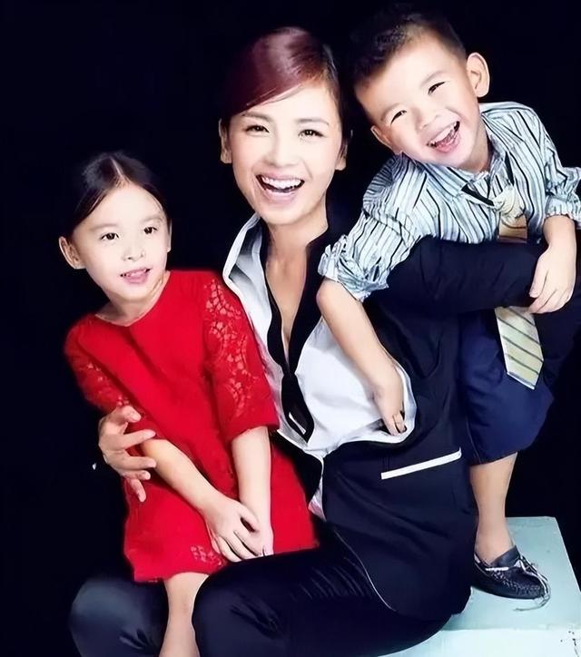 刘涛女儿17岁气质绝了，这才叫真正的豪门富养