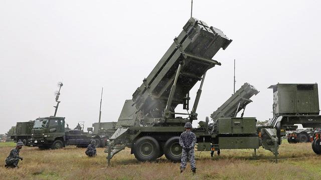 反华包围圈成形？高市亮B计划，或免费送蒙古国军火，局势3对2