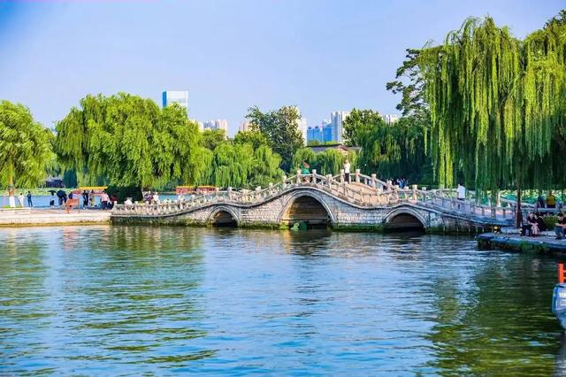 中国十大最美城市湖泊，你去过几个？