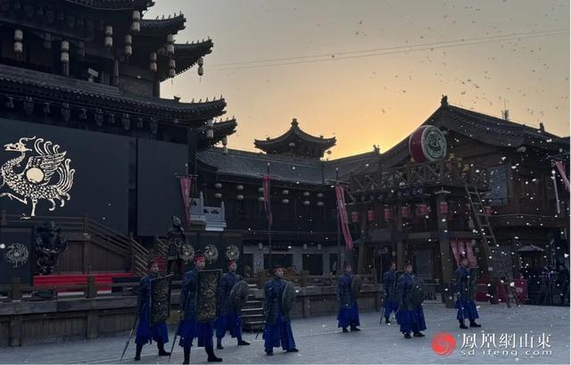 临沂宝藏小城风采 | 《凤凰网山东》：琅琊古城，一座“活”在演艺里的千年古城