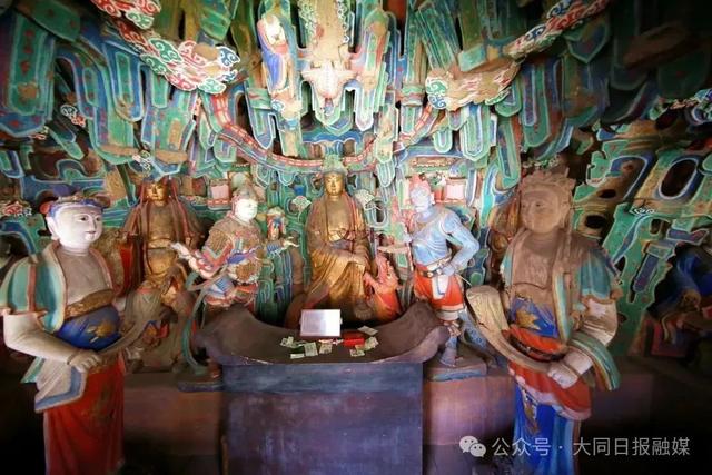 经历40余次地震不倒的悬空寺，表面支撑的立柱竟然是个“骗局”