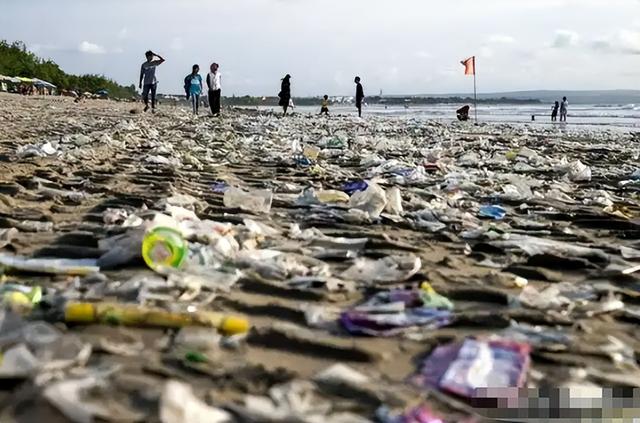 停飞我国航班，射杀我国渔民，这个专跟中国作对的小国，如今怎样