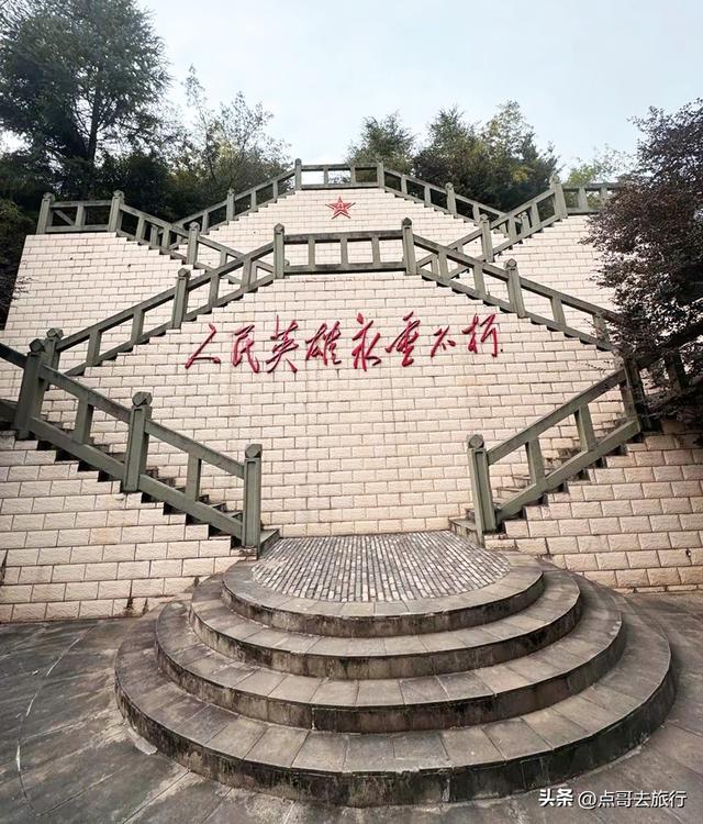又一惊喜！成都超低调古场镇，是318国道第一站，好吃的巨多！