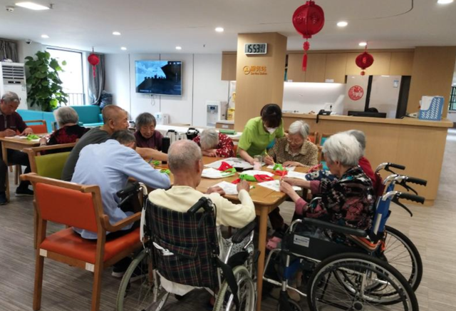 钱再多有什么用？67岁身价千万的李幼斌	，给所有中老年人提了个醒