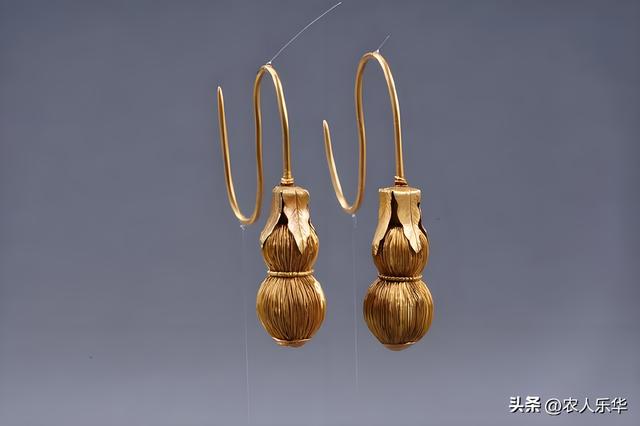看过古人的小金饰，才知道我们都是在玩他们玩剩的