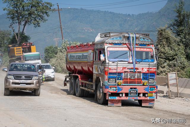 尼泊尔摄影之旅（25）——风景在路上