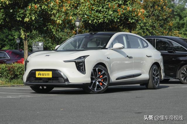理想i6实拍