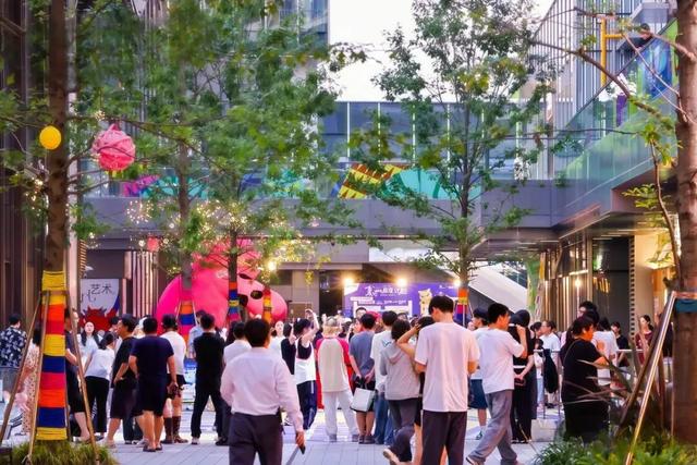 上城再添一处省级夜经济坐标！潮人们都爱逛