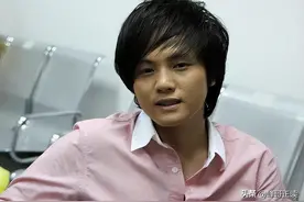 14岁开演唱会，19岁日挣万元，春晚请不动他，却没人说他耍大牌图片