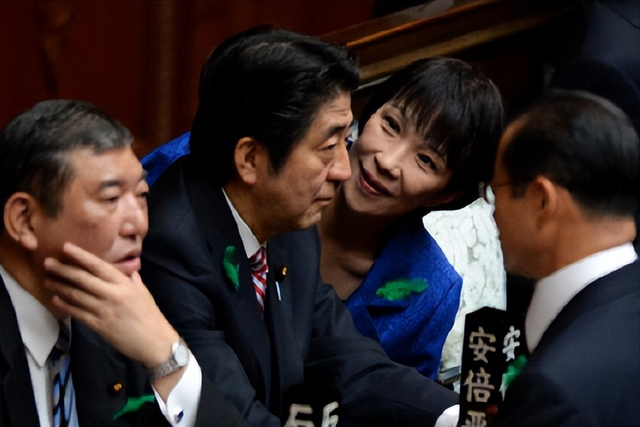 薛剑总领事遭围攻？美媒：日本敢走错半步，中国万枚导弹等着！