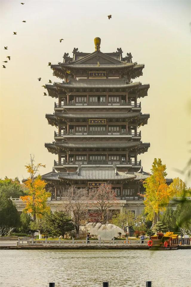 接下来2个月，这16个地方的秋色迎来“封神”之作，挑一个出发！