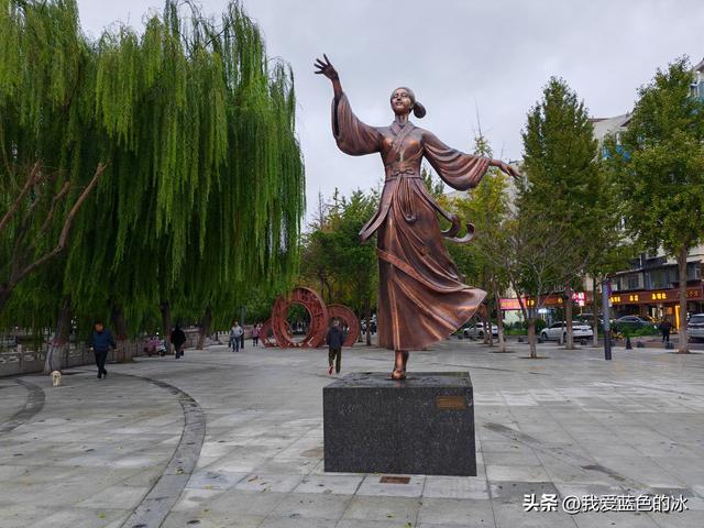 邯郸这座学步桥代表邯郸曾经辉煌的历史