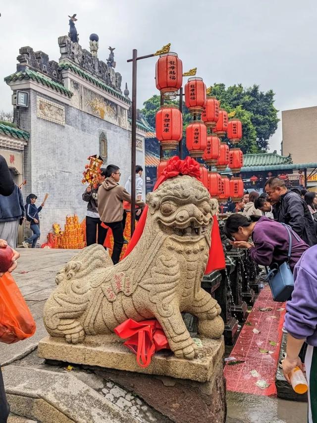 半江碧波，一城风华。这里是龙母故乡、崇德之城——德庆！