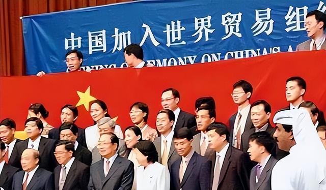 克林顿：我一生有两件事感到很遗憾，一中国加入WTO，二我做错了