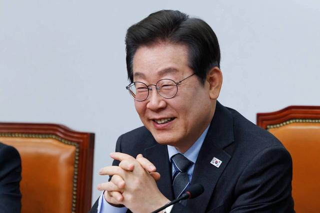 不出中国所料，李在明刚离开日本，韩国就喊话中国：我们尽快谈判