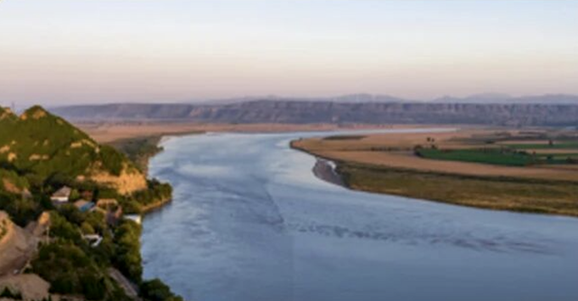 黄河一号公路：徜徉母亲河畔，叩问山河奇观和文明诗篇